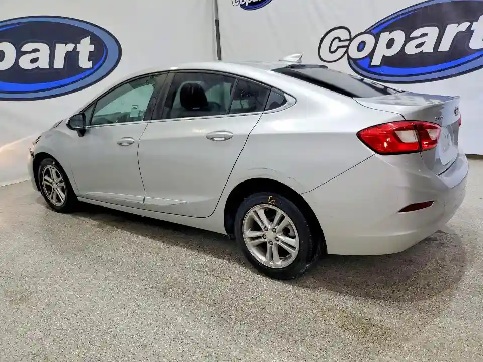 1G1BE5SM9J7135051 2018 CHEVROLET CRUZE-1