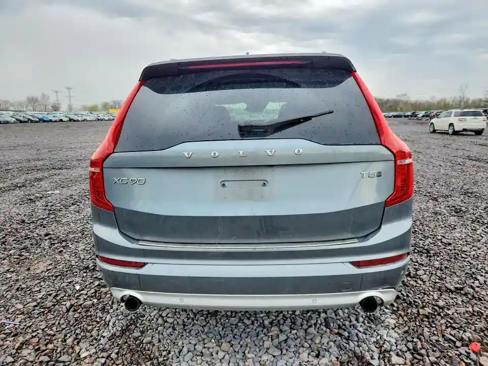 YV4102PKXJ1357475 2018 VOLVO XC90-5