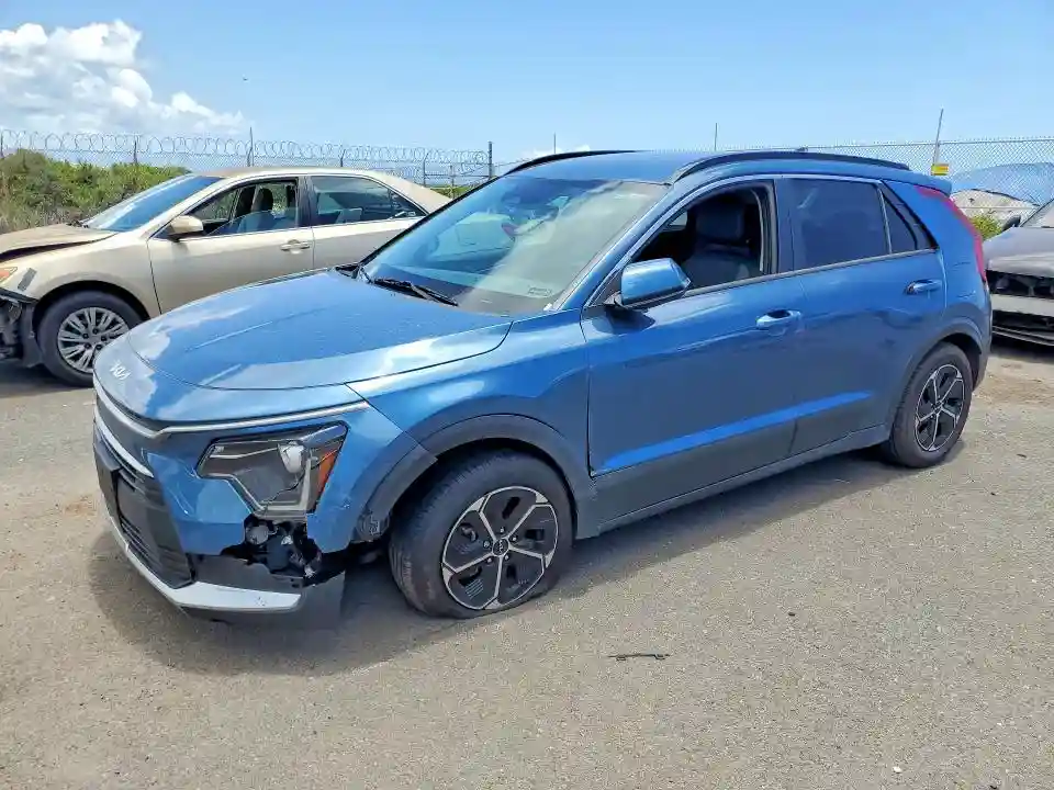 KNDCR3LE8P5040643 2023 KIA NIRO-0