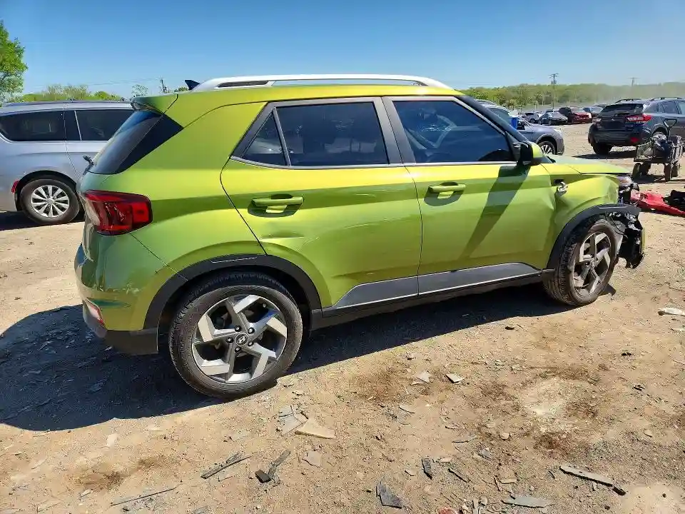 KMHRC8A32NU154159 2022 HYUNDAI VENUE-2