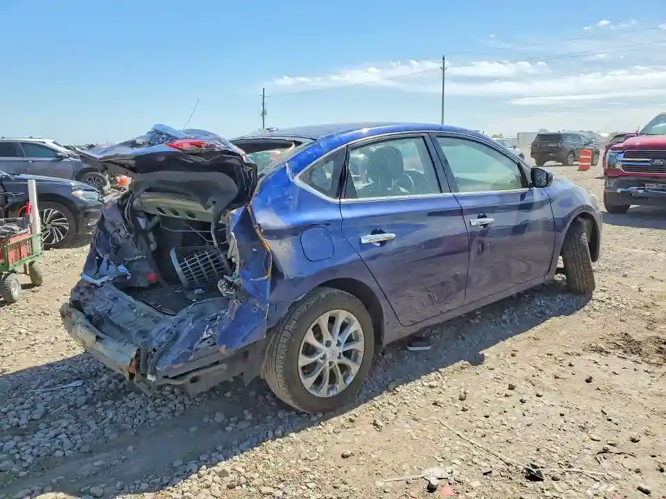 3N1AB7AP2JL652614 2018 NISSAN SENTRA-2