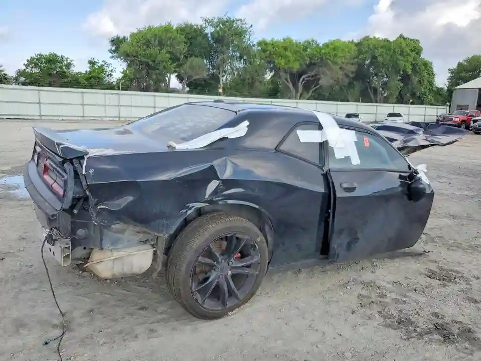 2C3CDZAG3GH321543 2016 DODGE CHALLENGER-2