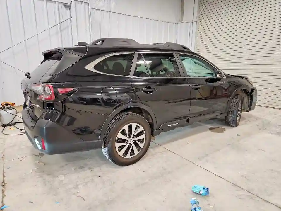 4S4BTADC6M3190641 2021 SUBARU OUTBACK-2