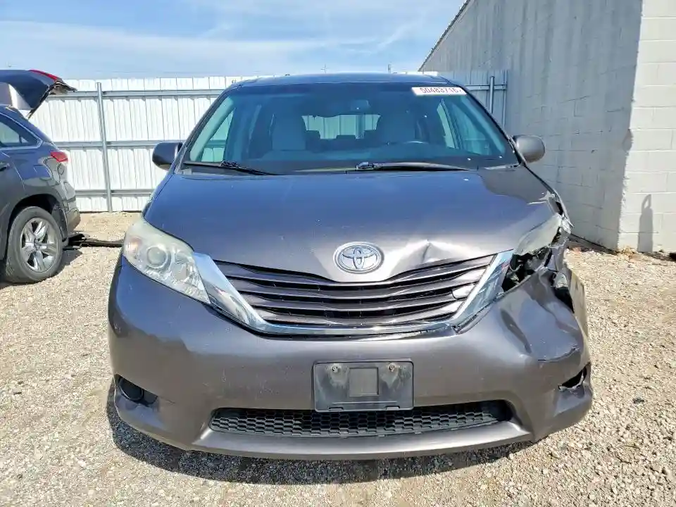 5TDKK3DC4GS756480 2016 TOYOTA SIENNA-4