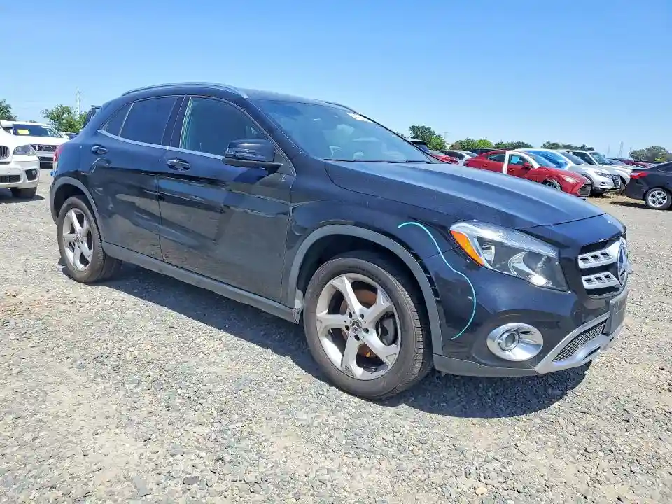 WDCTG4EB4JJ457443 2018 MERCEDES-BENZ GLA-CLASS-3
