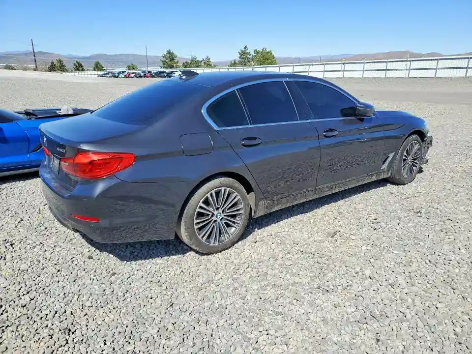 WBAJE5C52KG919015 2019 BMW 5 SERIES-2
