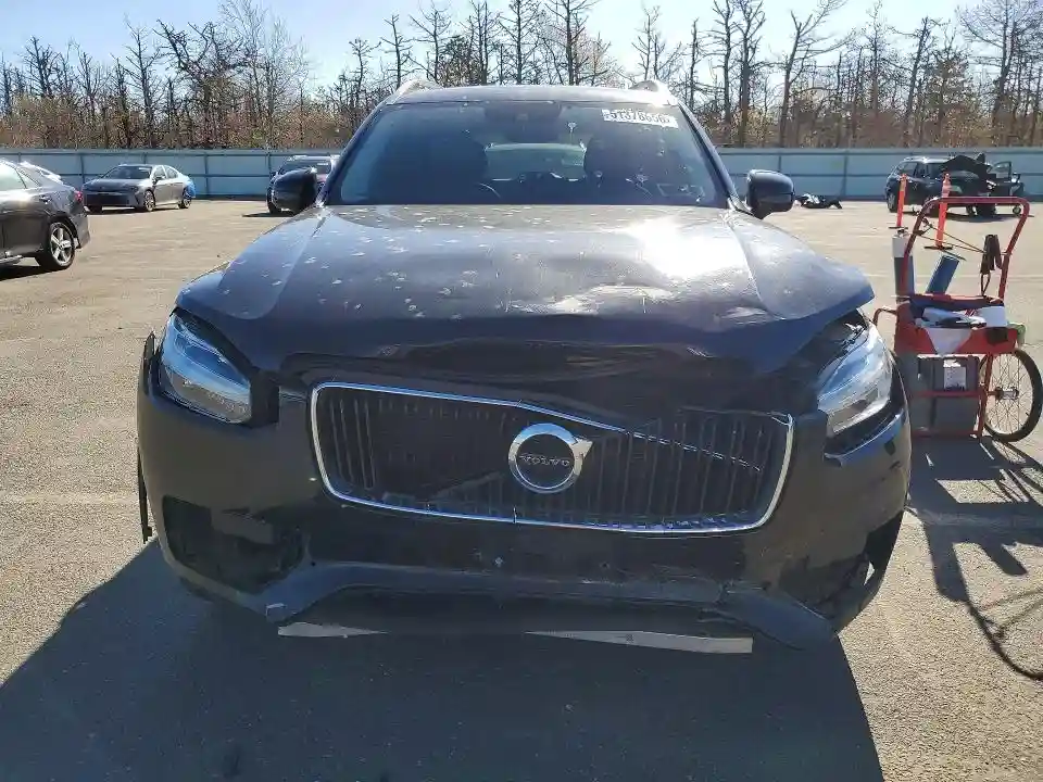 YV4102PK4K1494025 2019 VOLVO XC90-4