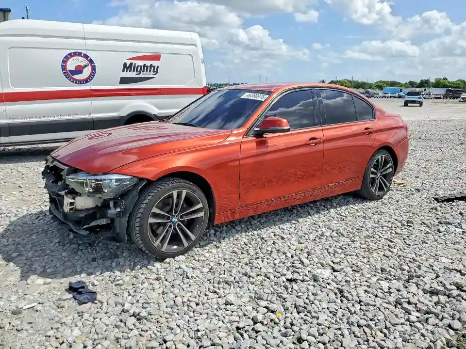 WBA8B9C55JEE81957 2018 BMW 3 SERIES-0