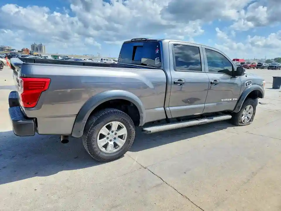 1N6BA1F30KN505195 2019 NISSAN TITAN-2