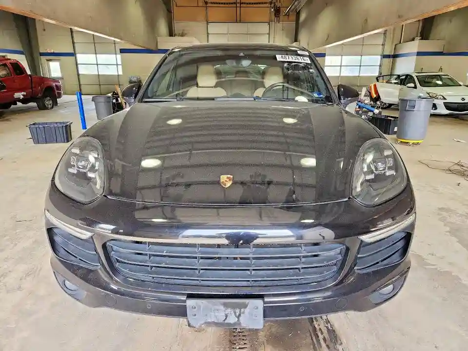 WP1AA2A23GLA00885 2016 PORSCHE CAYENNE-4
