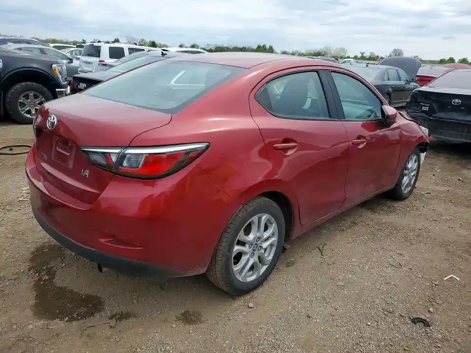 3MYDLBYV2HY187992 2017 TOYOTA YARIS-2