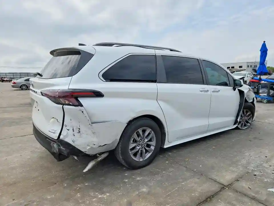 5TDYRKEC5PS159045 2023 TOYOTA SIENNA-2