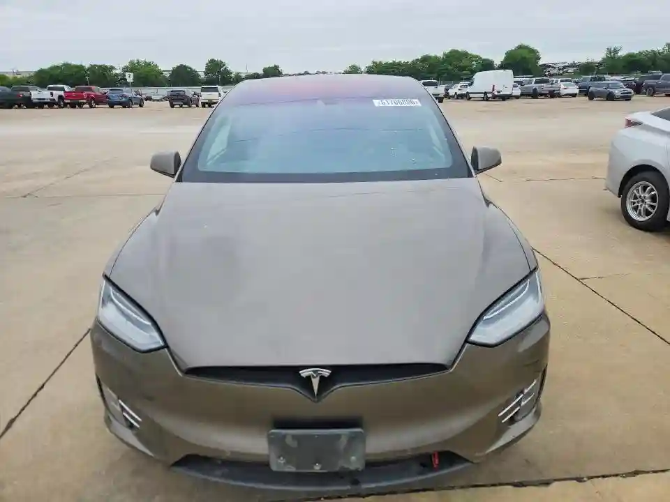 5YJXCAE47GFS00618 2016 TESLA MODEL X-4