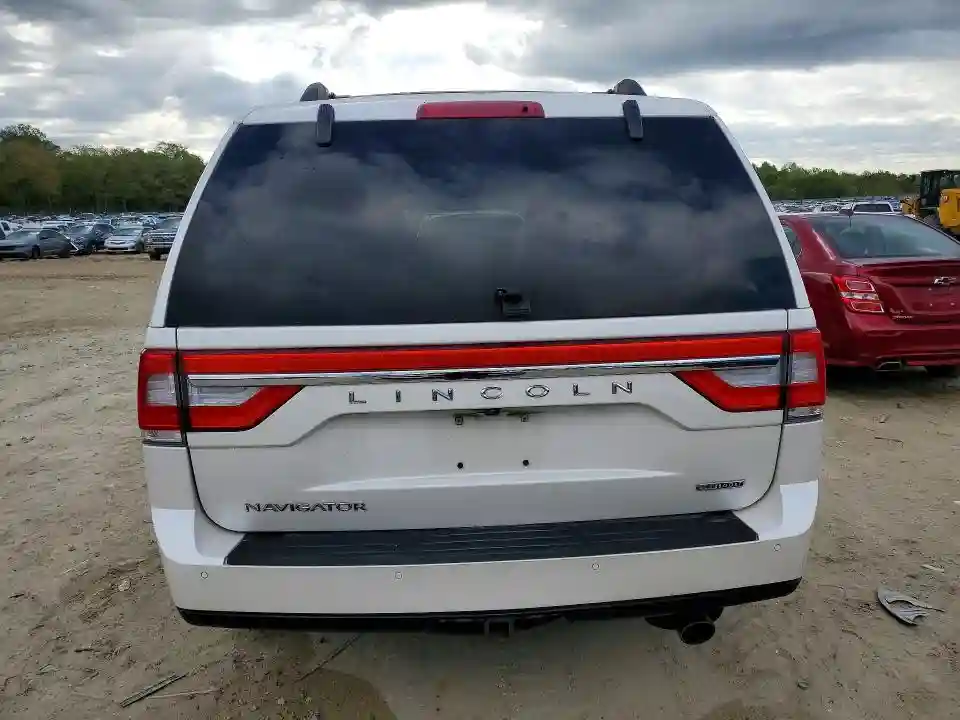 5LMJJ2JT1FEJ05818 2015 LINCOLN NAVIGATOR-5