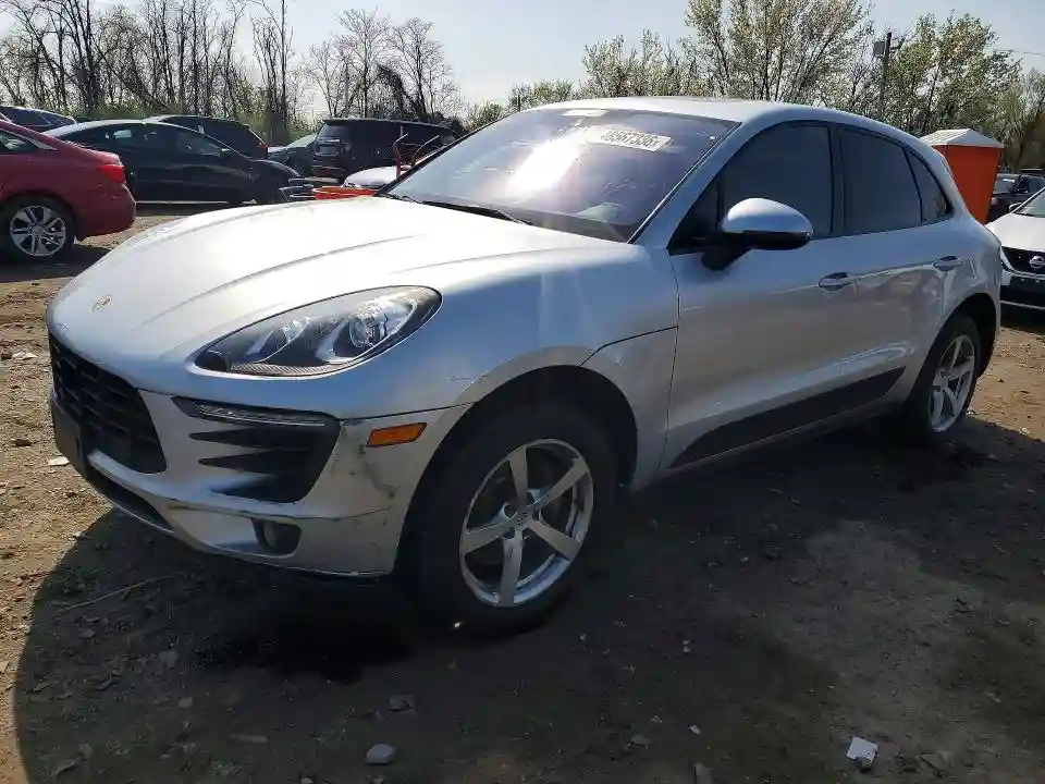 WP1AA2A50JLB12030 2018 PORSCHE MACAN-0