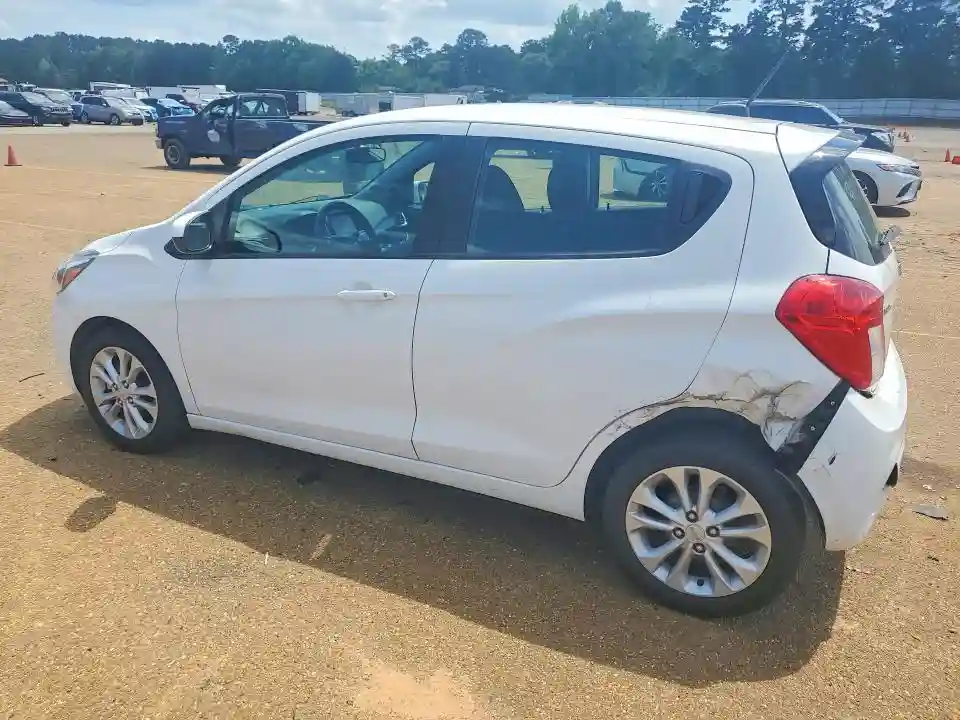 KL8CD6SA2MC746800 2021 CHEVROLET SPARK-1