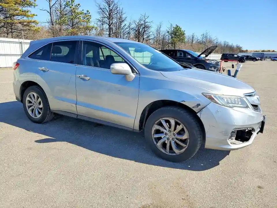 5J8TB4H38JL009978 2018 ACURA RDX-3