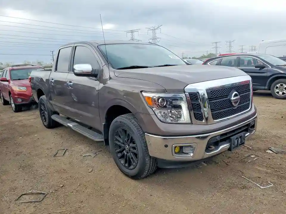 1N6AA1E53JN529648 2018 NISSAN TITAN-3