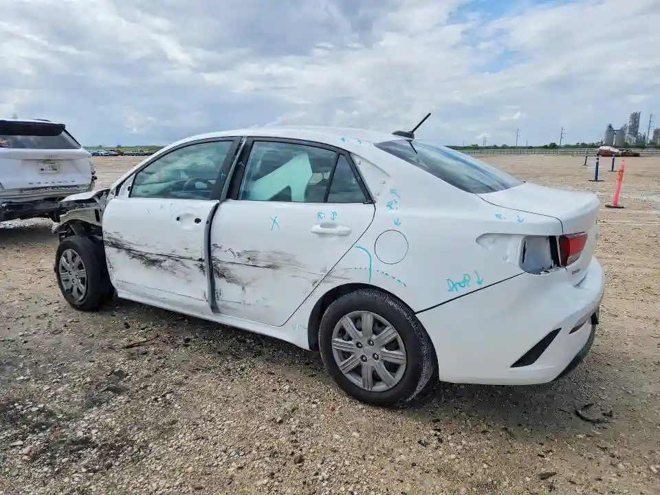 3KPA24AD1PE616007 2023 KIA RIO-1