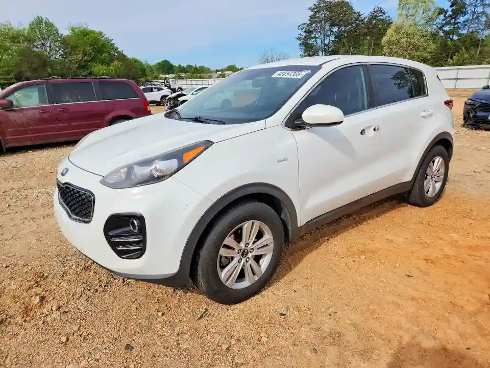 KNDPMCAC8J7426671 2018 KIA SPORTAGE-0