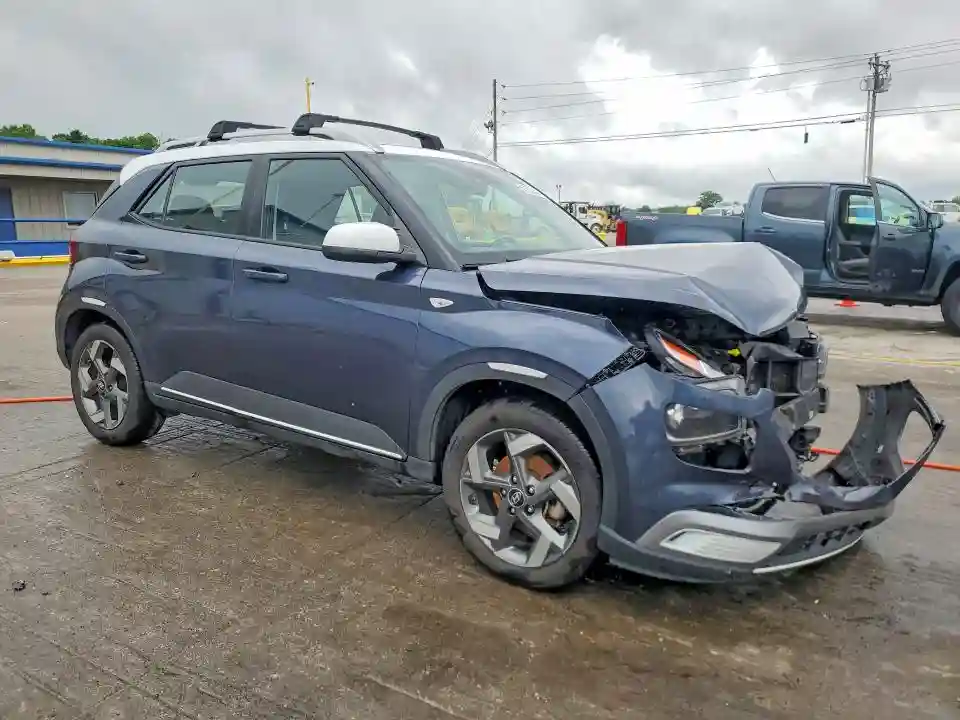 KMHRC8A32MU117241 2021 HYUNDAI VENUE-3