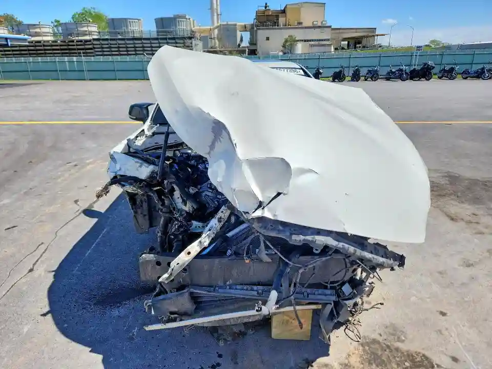 JN1FV7EL9HM701392 2017 INFINITI Q60-4