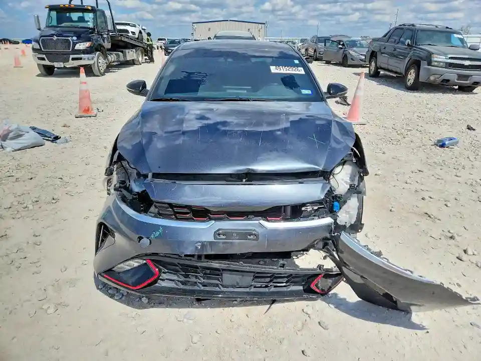 3KPF44AC4PE544601 2023 KIA FORTE-4