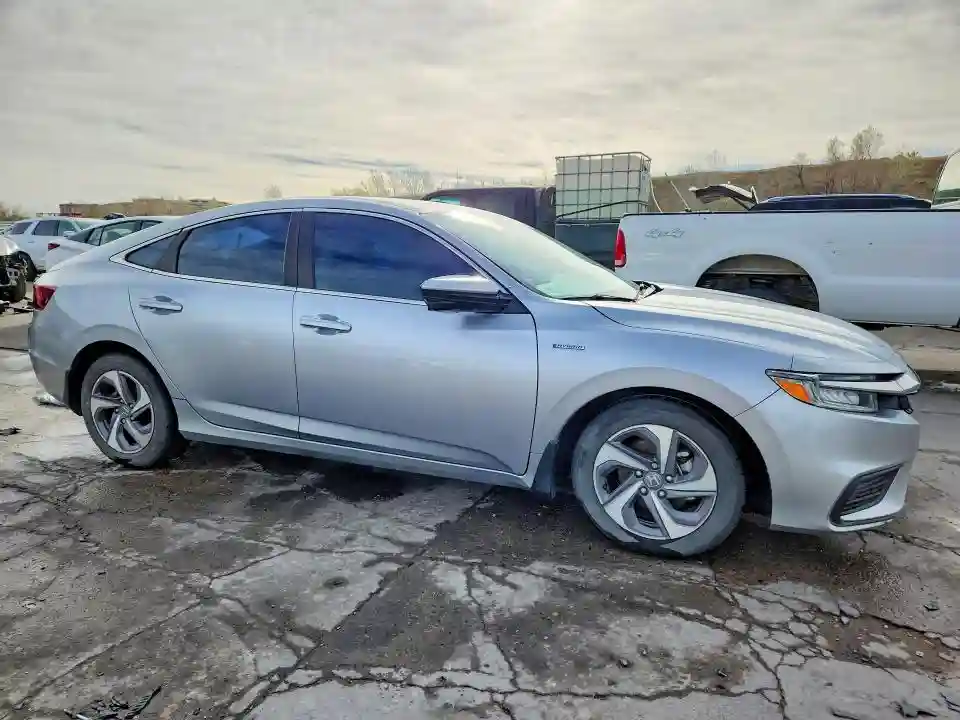 19XZE4F59LE009407 2020 HONDA INSIGHT-3