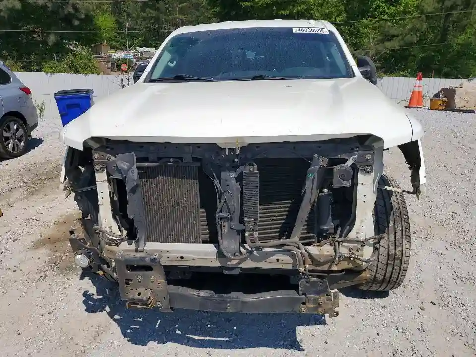 1N6AA1F34JN528506 2018 NISSAN TITAN-4