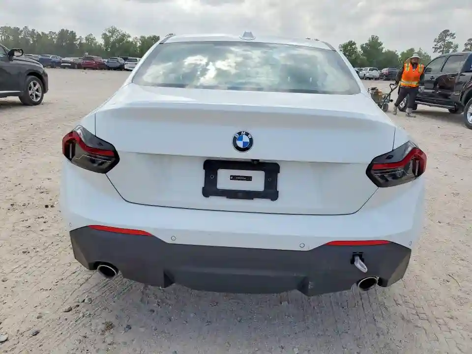 3MW33CM01R8E26876 2024 BMW 2 SERIES-5