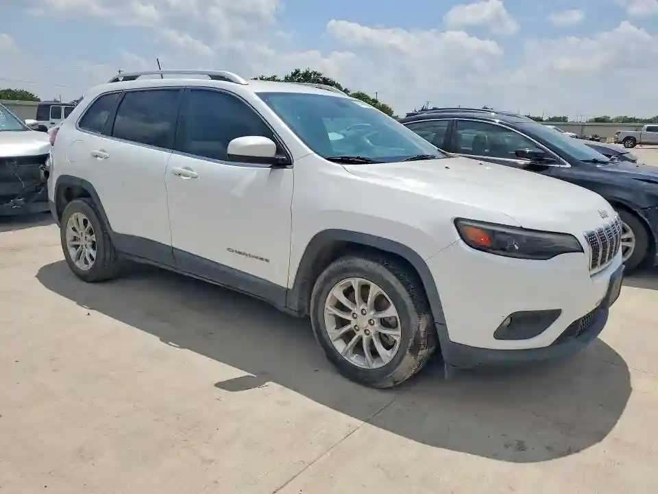 1C4PJLCB8KD474235 2019 JEEP CHEROKEE-3