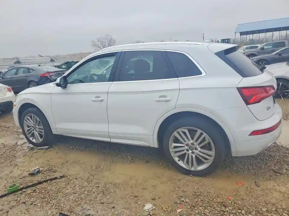 WA1BNAFY4K2134637 2019 AUDI Q5-1