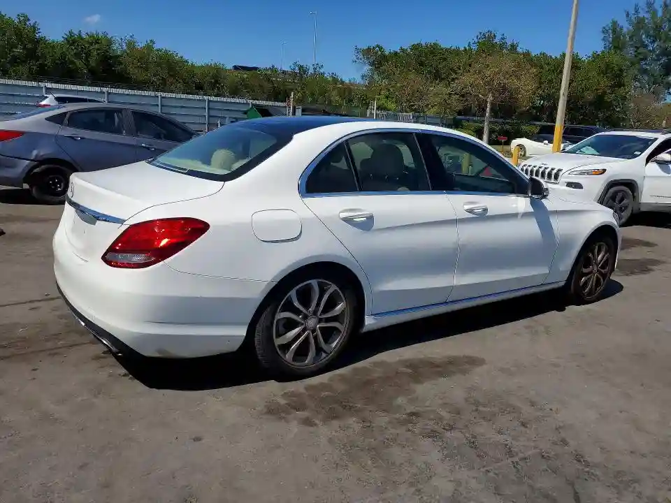 55SWF4JBXHU201125 2017 MERCEDES-BENZ C-CLASS-2