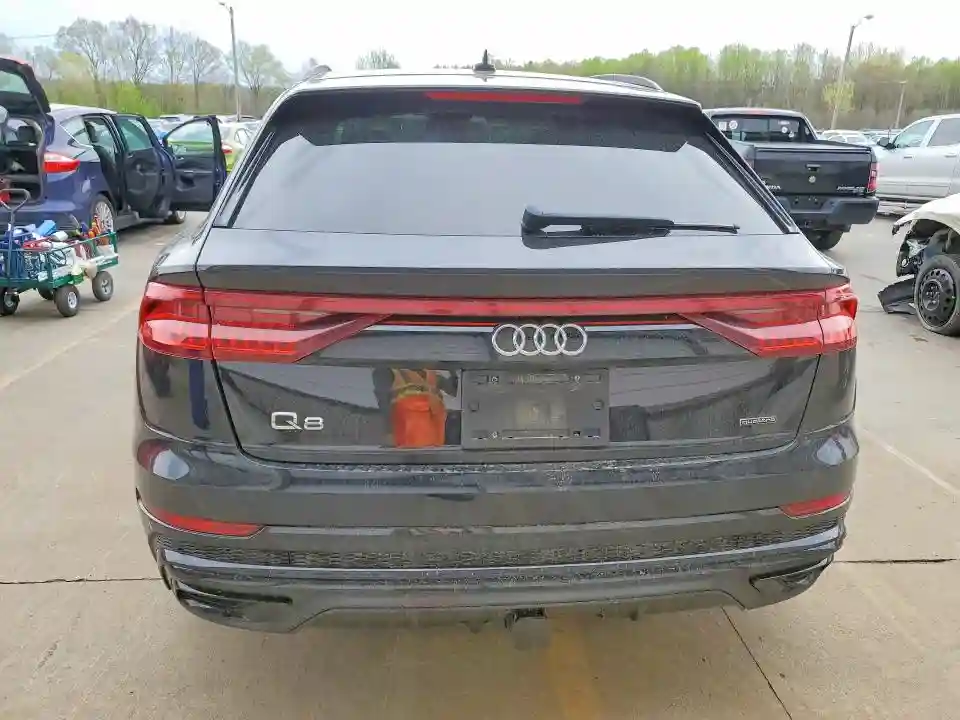 WA1FVBF10KD026871 2019 AUDI Q8-5