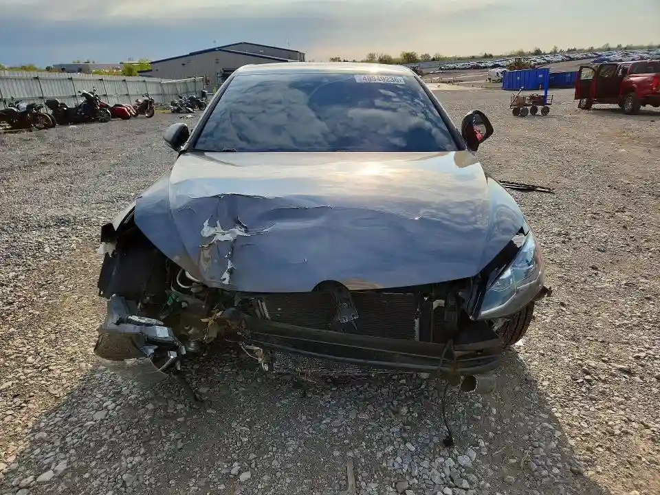 WVWVF7AU2JW219040 2018 VOLKSWAGEN GOLF-4