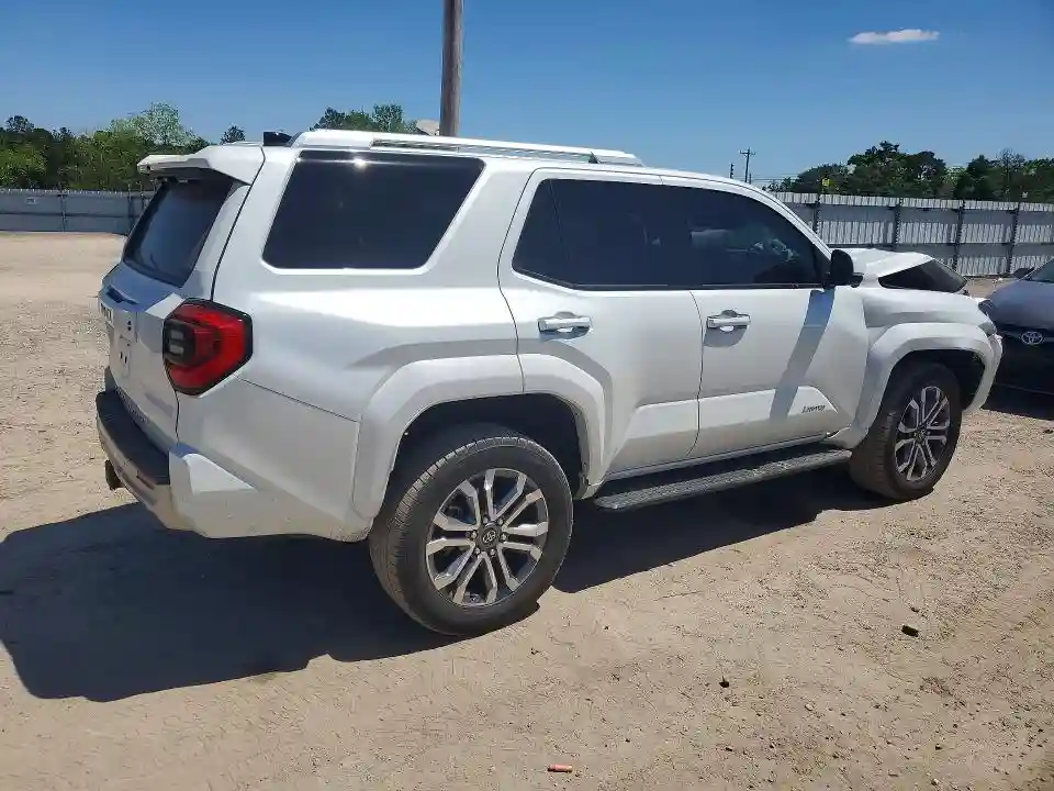 JTEVA5AR8S5002383 2025 TOYOTA 4RUNNER-2