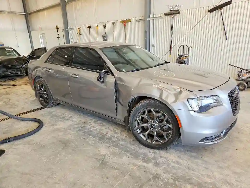 2C3CCAGG6GH183007 2016 CHRYSLER 300-3