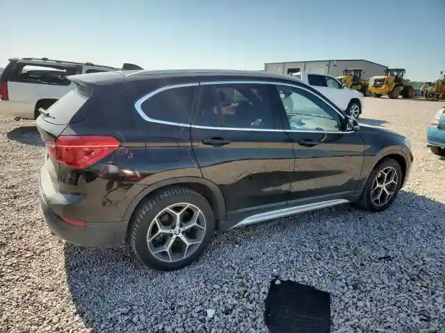 WBXHU7C57K3H46363 2019 BMW X1-2