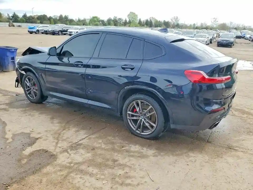5UX2V5C07M9E78146 2021 BMW X4-1