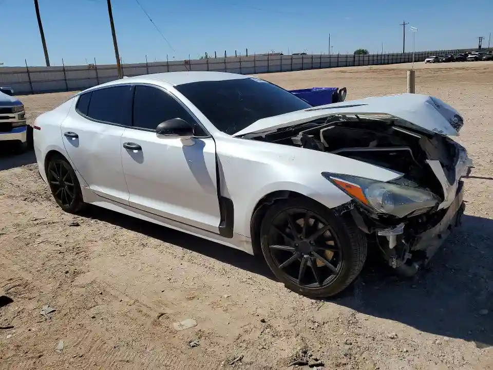 KNAE15LA4K6068139 2019 KIA STINGER-3