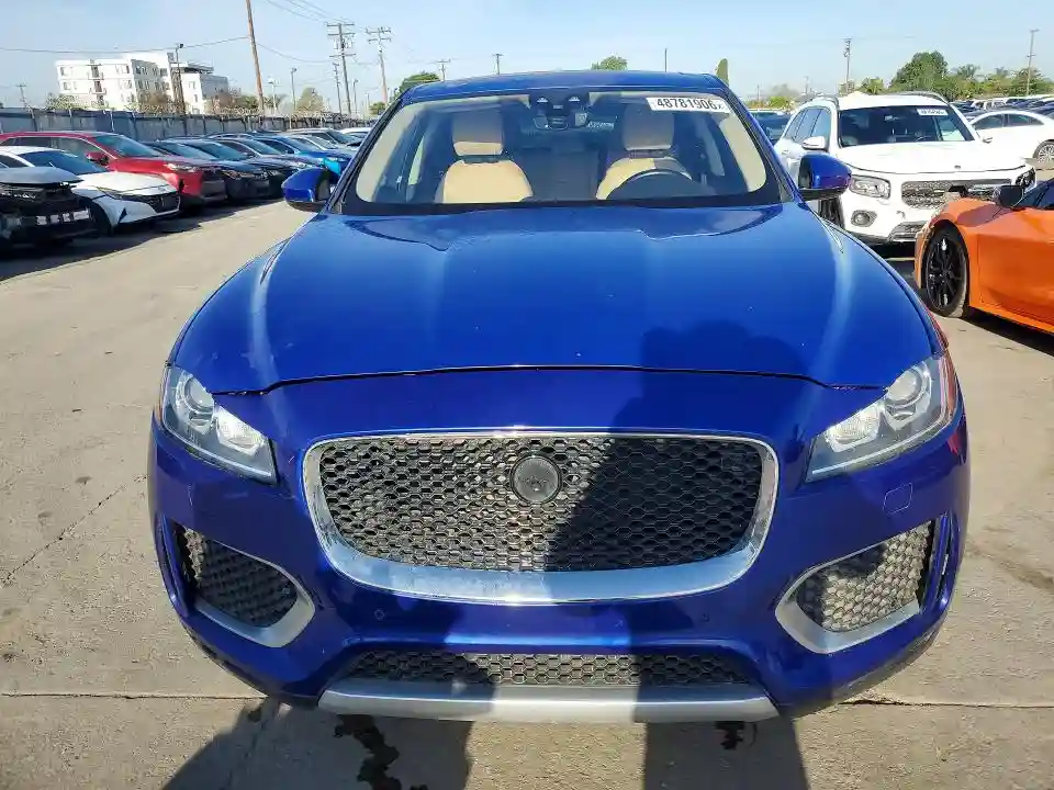 SADCJ2FX8LA633102 2020 JAGUAR F-PACE-4