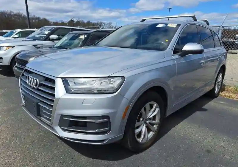 WA1LAAF74JD004268 2018 AUDI Q7-0