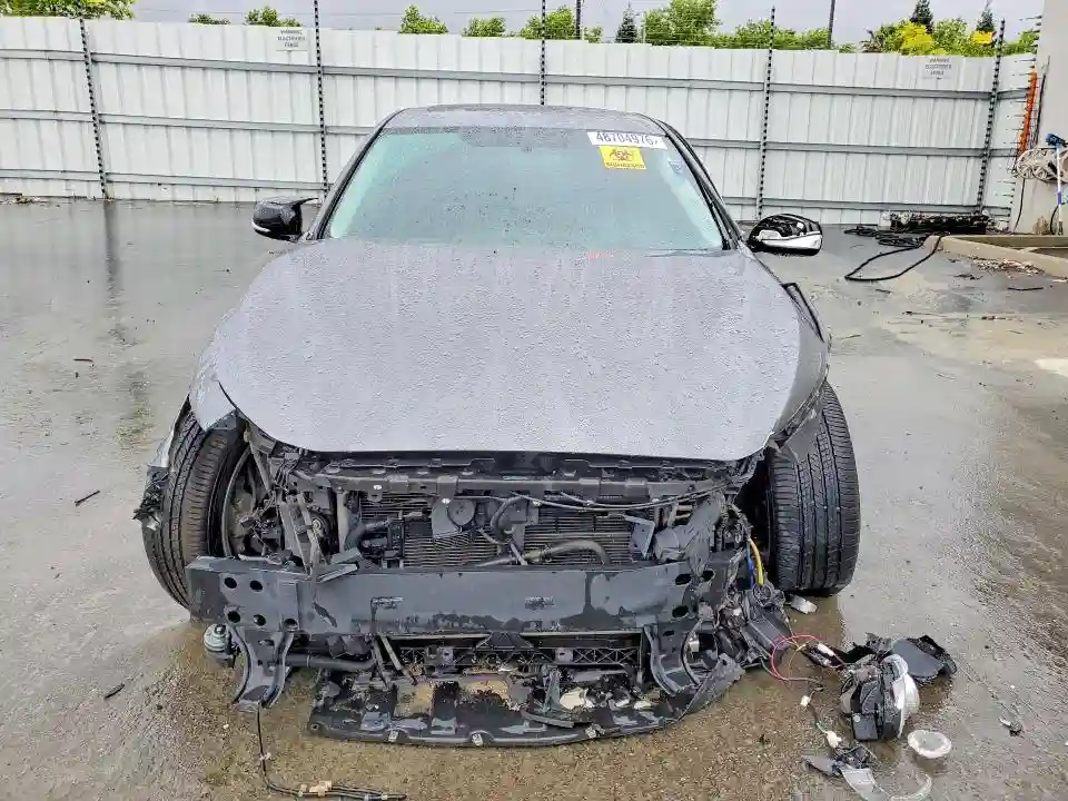 JN1EV7APXJM361891 2018 INFINITI Q50-4