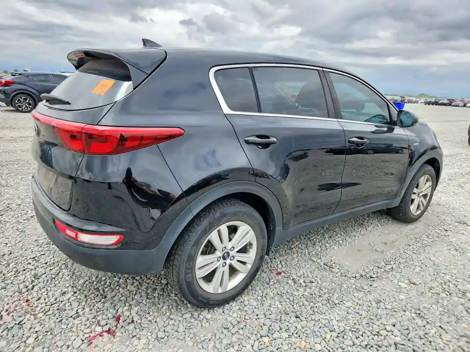KNDPMCAC3J7487409 2018 KIA SPORTAGE-2