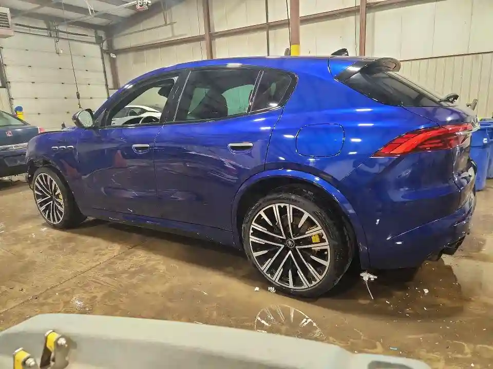 ZN682AVM3P7413139 2023 MASERATI ALL OTHER-1