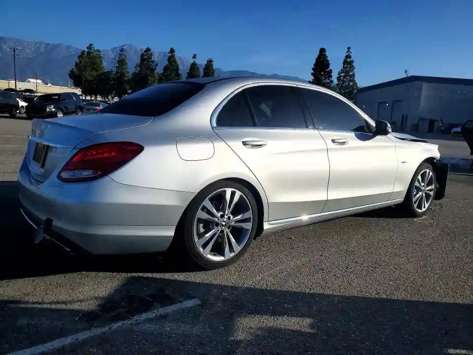 55SWF4HB4HU231372 2017 MERCEDES-BENZ C-CLASS-2