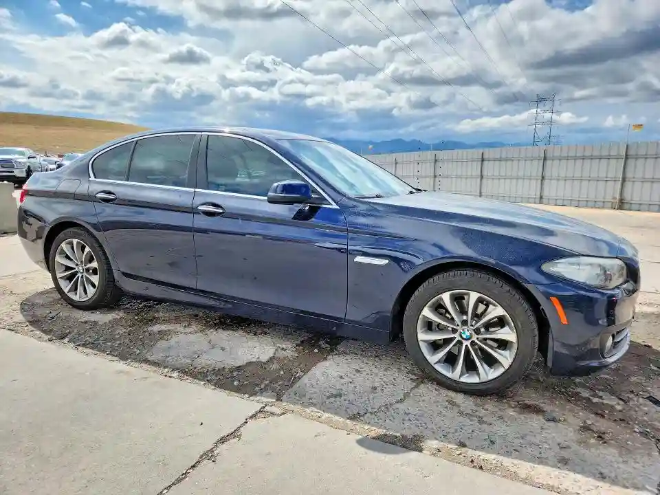 WBA5A5C57GG350909 2016 BMW 5 SERIES-3