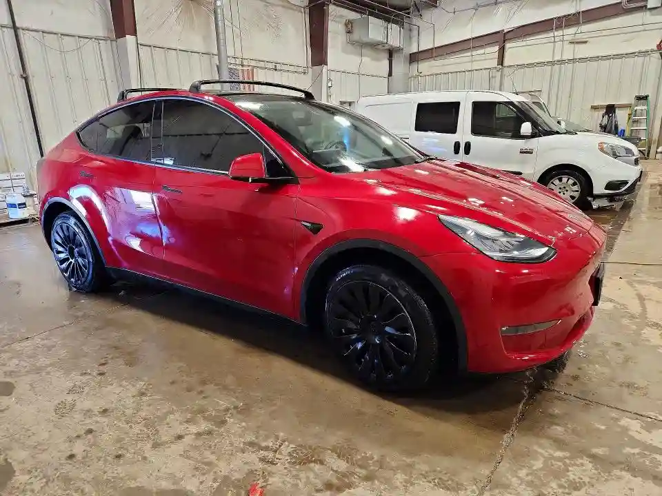 5YJYGDEE7MF199145 2021 TESLA MODEL Y-3