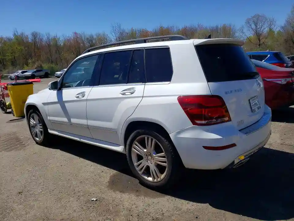 WDCGG8JB2FG349132 2015 MERCEDES-BENZ GLK-CLASS-1