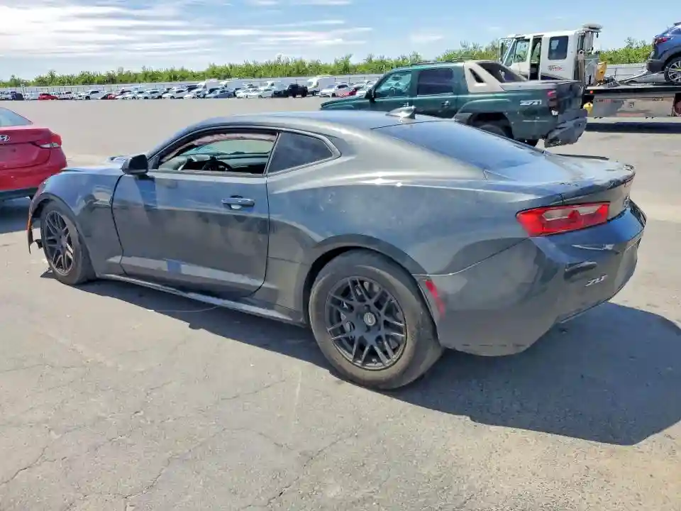 1G1FJ1R60J0169465 2018 CHEVROLET CAMARO-1